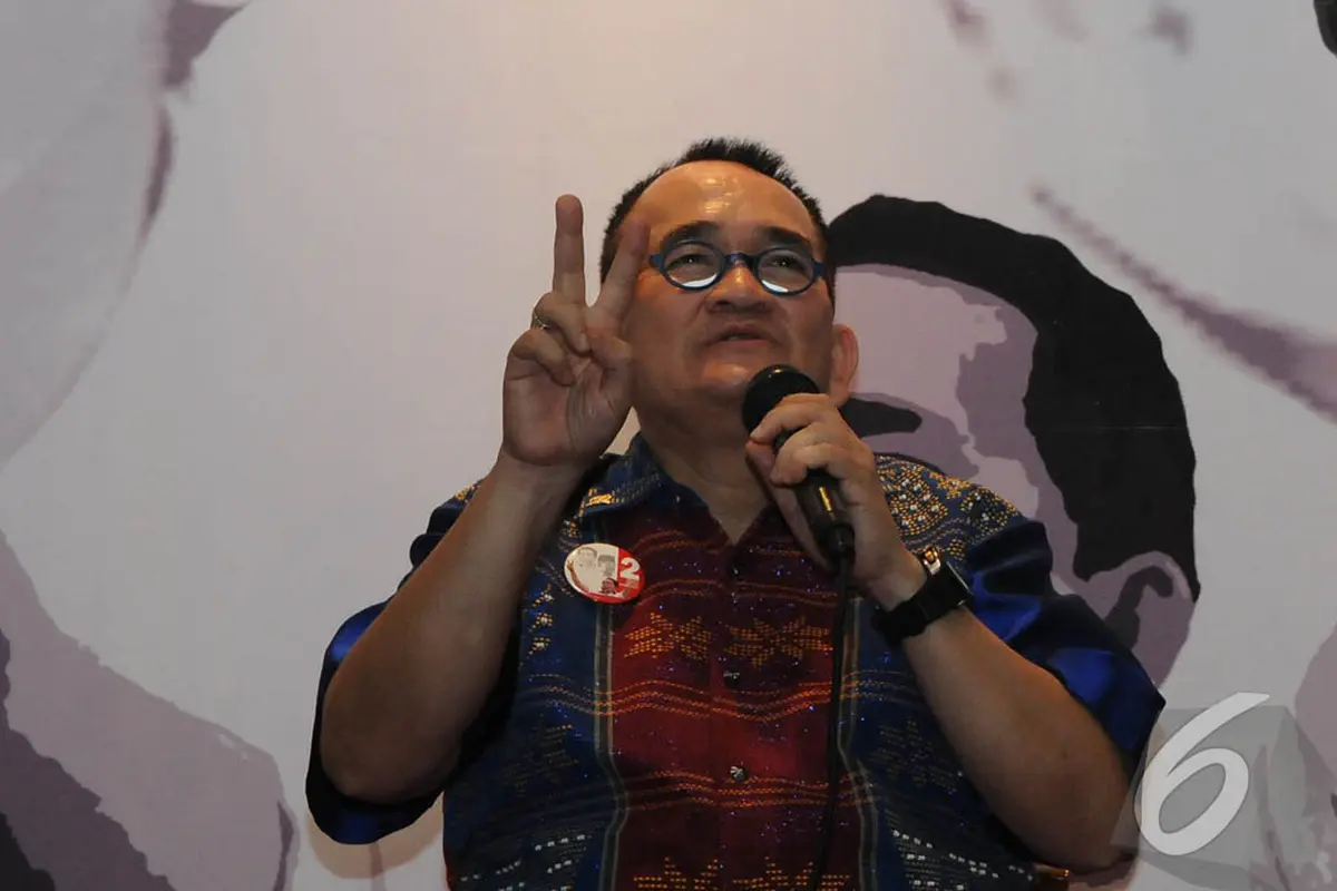 Ruhut Sitompul Berbalik Dukung Jokowi
