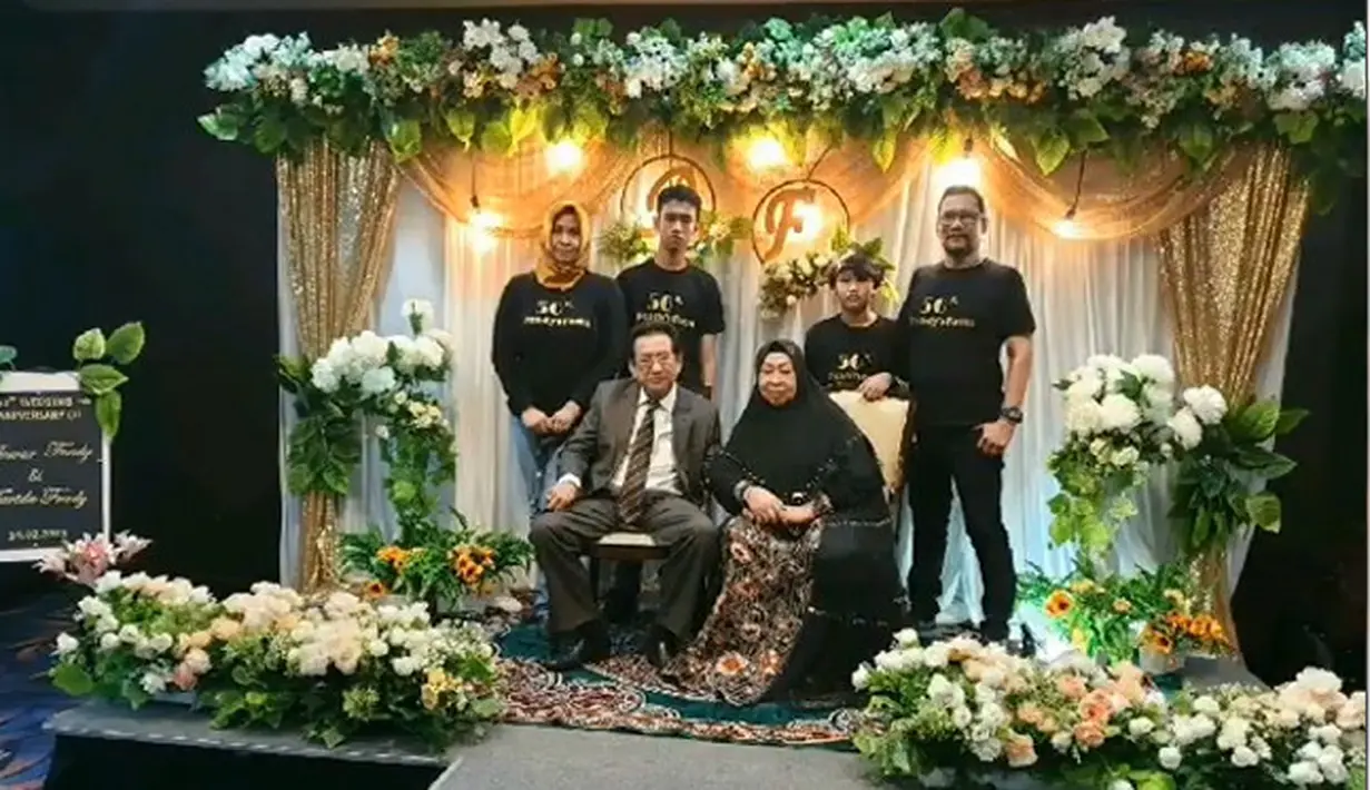 Anwar Fuady dan Farida Cosim (Instagram/mirzaindahdewi)