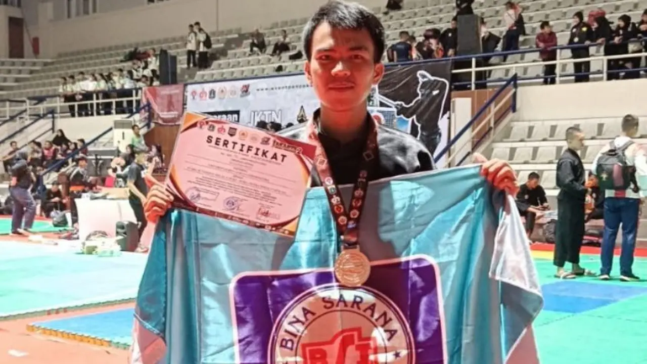 Yulianus Hulu Tampil Menjanjikan di Kejuaraan Pencak Silat Nasional