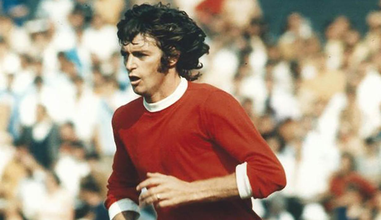 10. Willie Morgan, (1973-1975), dirinya menjadi kapten saat Manchester United berada di masa sulit. Pemain Inggris ini merupakan kapten dari Red Devils saat harus degradasi pada musim 1973/1974. (www.vtv.vn)