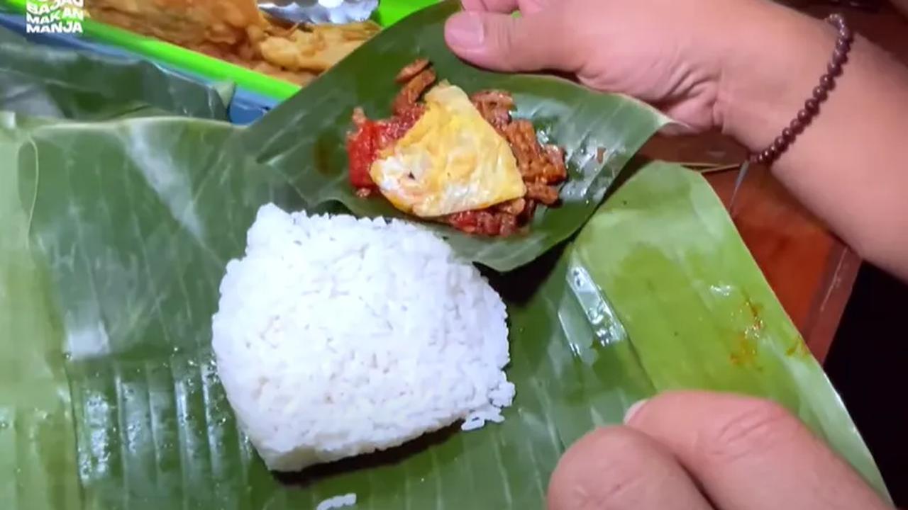 8. Nasi Jotos