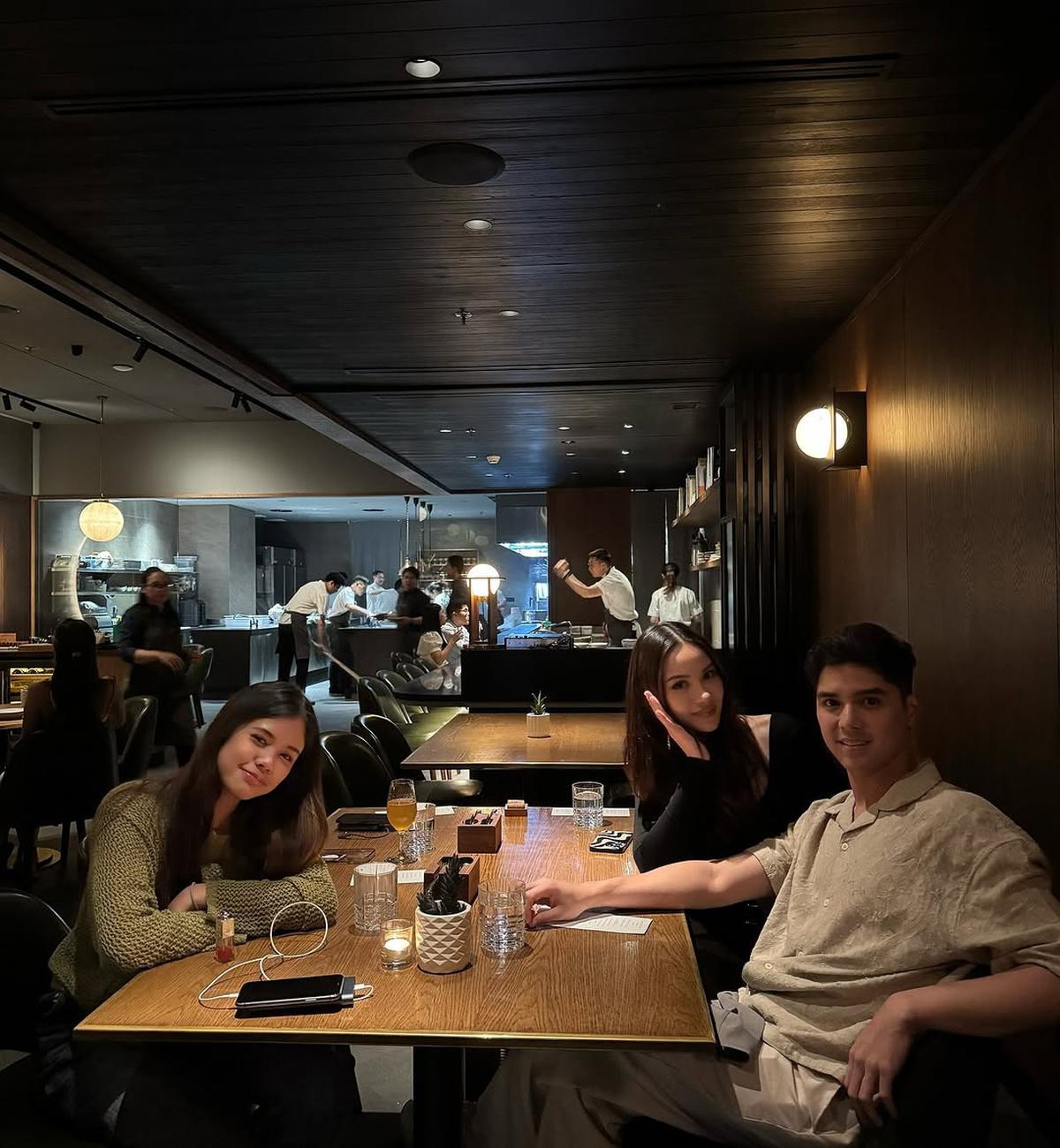 Dinner Bareng, Ini 7 Potret Kedekatan Safeea Ahmad dengan Alyssa Daguise Calon Kakak Ipar