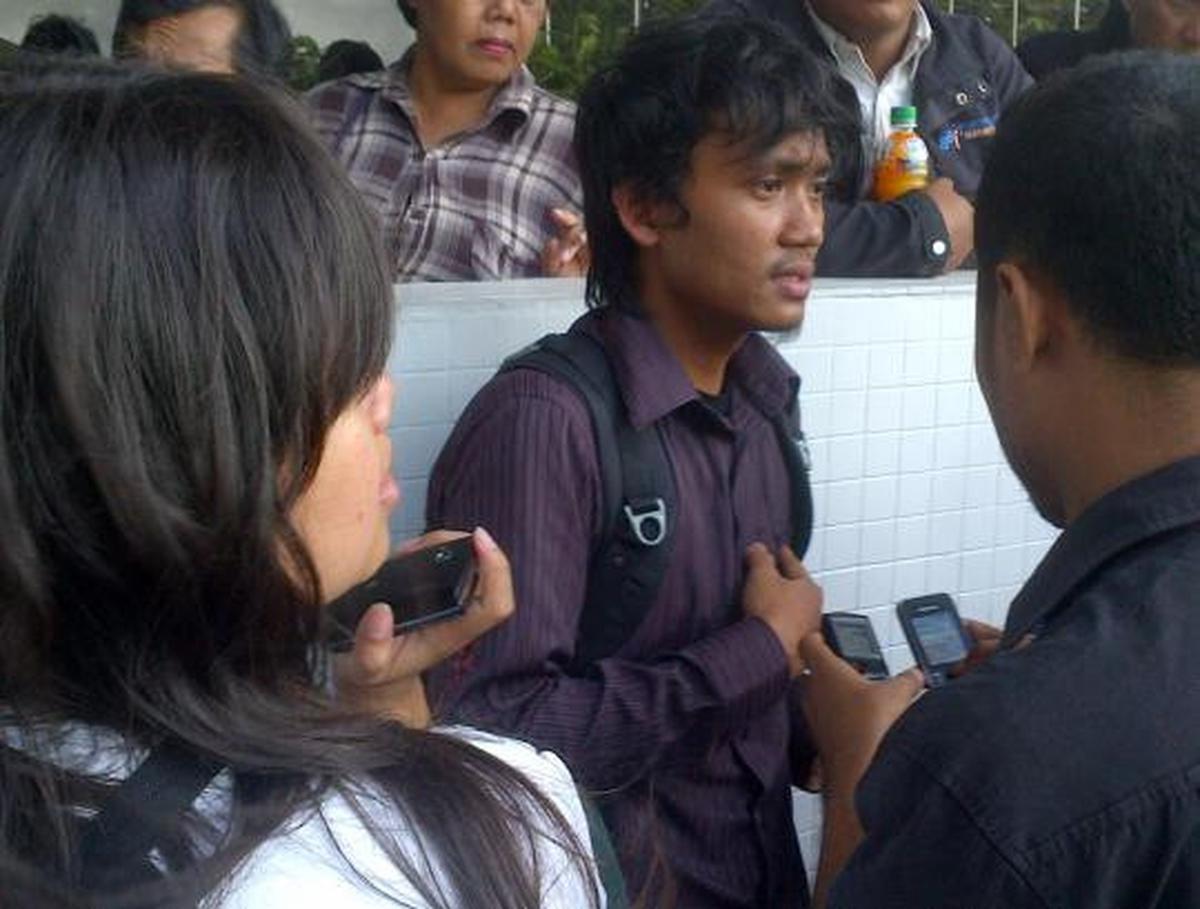 Perusakan foto Presiden SBY di Gedung DPR