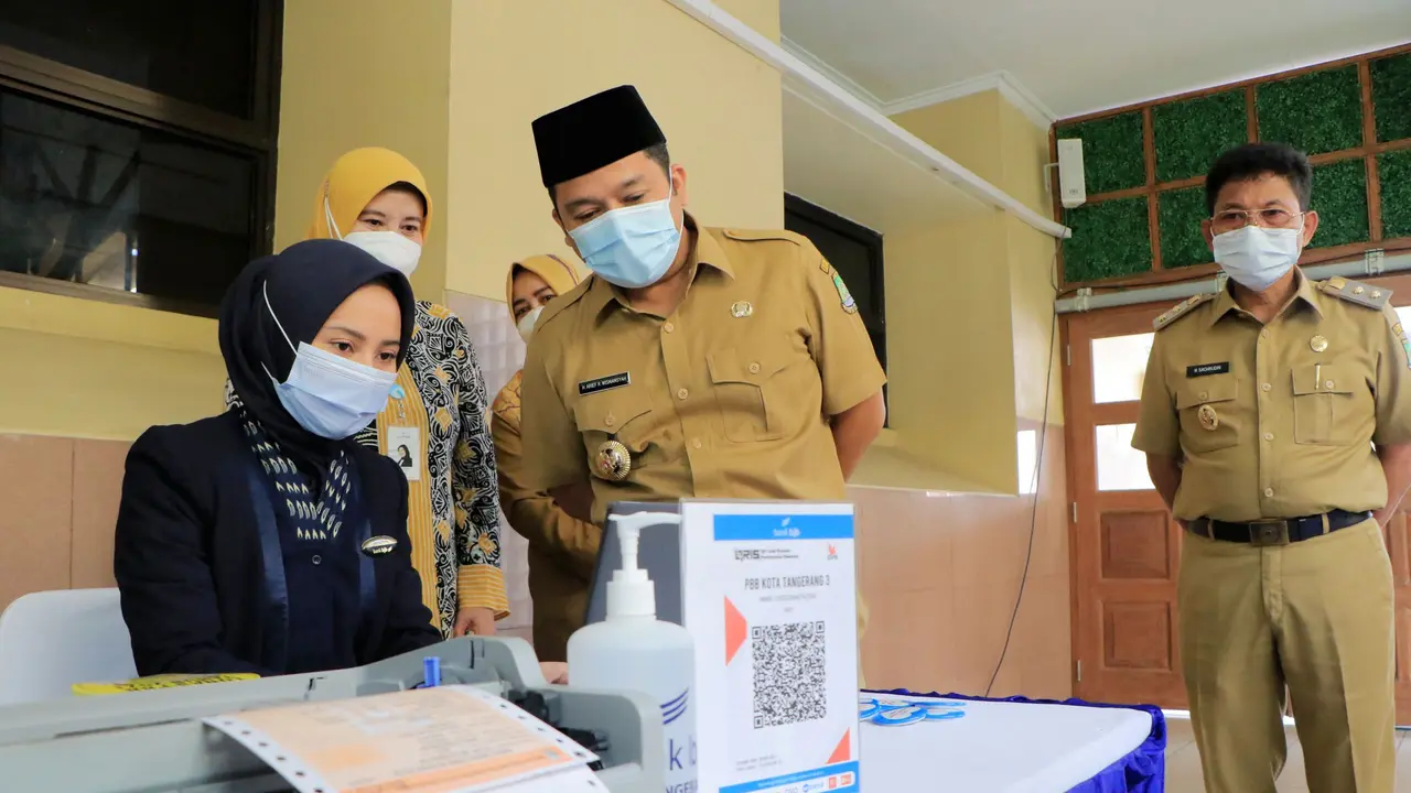 Wali Kota Tangerang  Arief R. Wismansyah menuturkan, Pemerintah Kota Tangerang menjalankan  relaksasi pajak hingga 70 persen untuk PBB-P2 dan 25 persen untuk BPHTB.