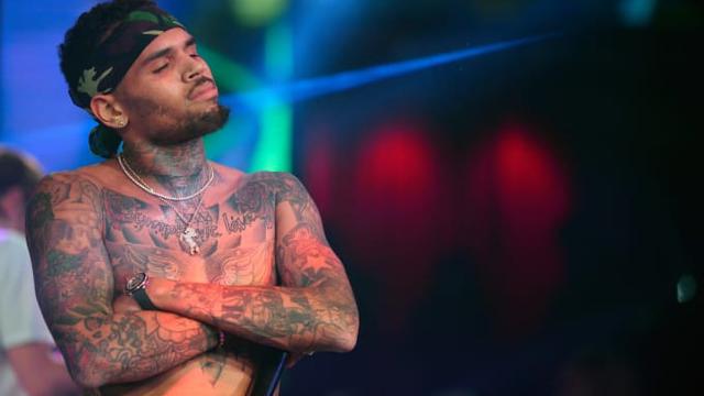 [Bintang] Chris Brown