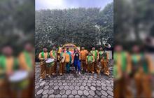 Potret Ultah Hesti Purwadinata ke-41, Kaget Disambut Kesenian Tanjidor di Depan Rumah