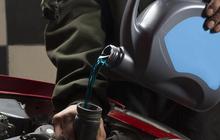 Metode yang Tepat dan Aman untuk Mengisi Air Radiator Mobil