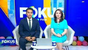 Simak informasi dalam Fokus Pagi edisi (05/1) dengan beberapa topik pilihan sebagai berikut, Kanopi Peron Stasiun Bogor Terbakar, Dua Mobil Tertimpa Besi Cor, Satu Tewas, Mobil Pakai Lampu Strobo Ugal-Ugalan, Rumah Terendam, Warga Tidur di atas Sampa...