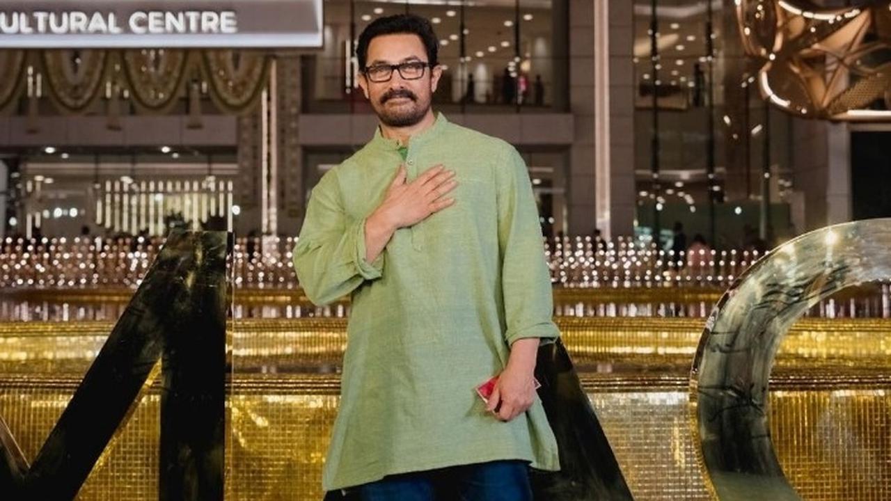 Aamir Khan juga seleb Bollywood yang merayakan Lenaran.