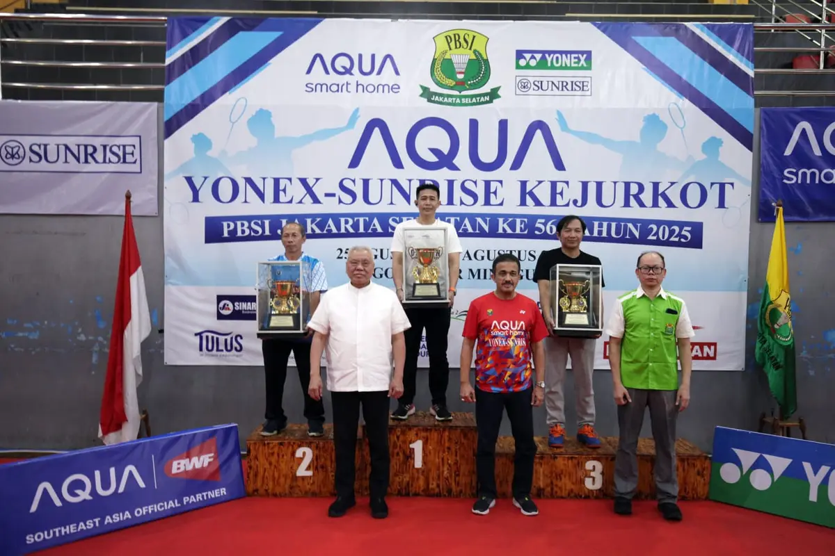 Kejurkot Jaksel Diikuti Seribu Pebulutangkis