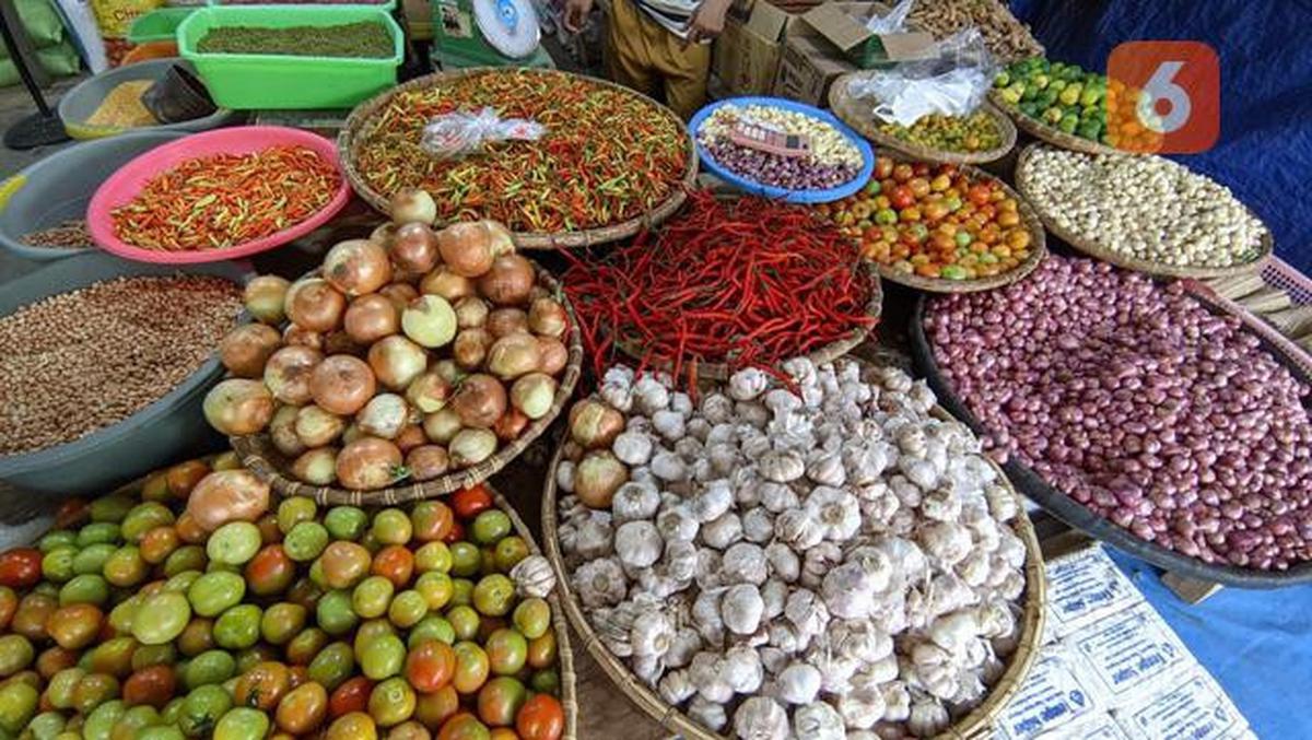 Bahan baku rempah dan bumbu dapur di pasar sentral Kota Gorontalo