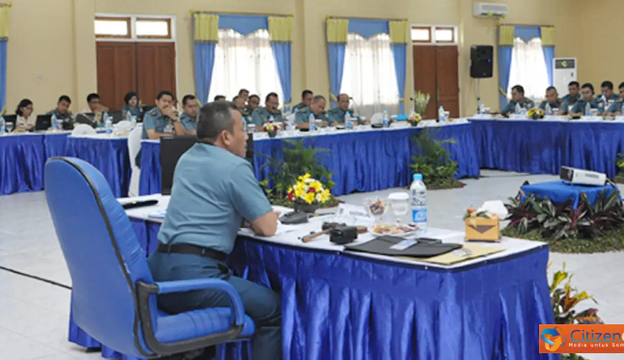 Citizen6, Surabaya: Hadir dalam Rakorbaku ke-2 tahun 2012 Sekdiskual Kolonel Laut (S) Dwi Wijayanto, Kakupusdiskual Kolonel Laut (S) Untung Purnomo dan para Pemegang Kas (Pekas) seluruh Komando Utama dan Satuan Kerja di  TNI AL. (Pengirim: Penkobangdikal)
