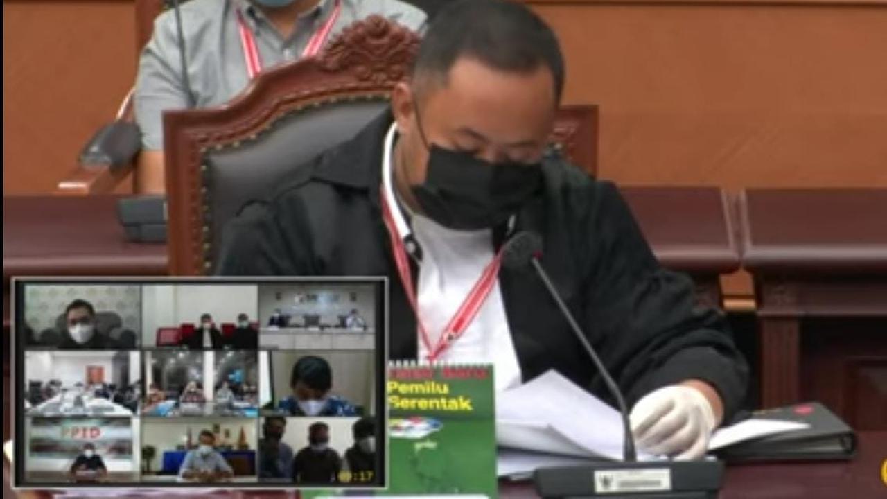 Adhitya Nasution, kuasa hukum Paslon nomor 01 Nikodemus Rihi Heke dan Yohanis Uly. (istimewa)