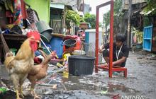 Kesiapsiagaan Banjir Tangerang: DPUPR dan BPBD Siagakan Petugas Pantau Ketinggian Air