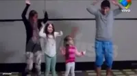 [Video] Tevez Menari Bareng Anak Perempuannya