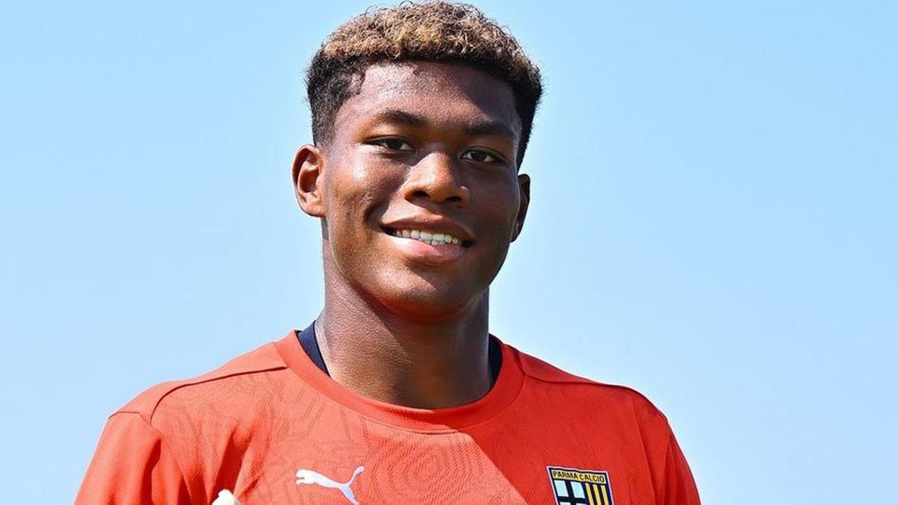 Harga Maignan Bikin Keder, Kiper Jepang Zion Suzuki Jadi Target MU