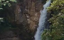 Asyiknya Bermain Air di Curug Kadu Punah Lebak, Tiket Murah dan Pemandangannya Bikin Betah