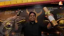 Guntur Soehardjanto pemenang Sutradara Terbaik dalam filmnya yang berjudul Pahlawan Terlupakan di malam Anugerah Piala Vidia FFI 2013 (Liputan6.com/Andrian M Tunay) 