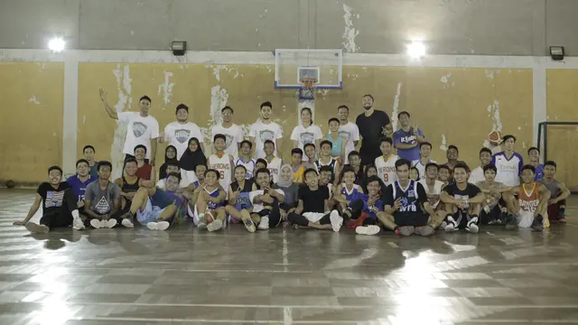 Adhi Pratama berlatih bersama Komunitas Depok Nation