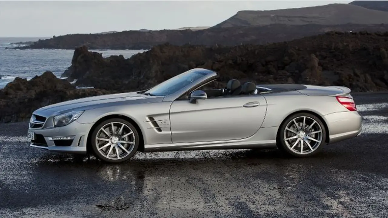 [OTO-News] Mercedes Benz Roadster SL Class Makin Bertenaga