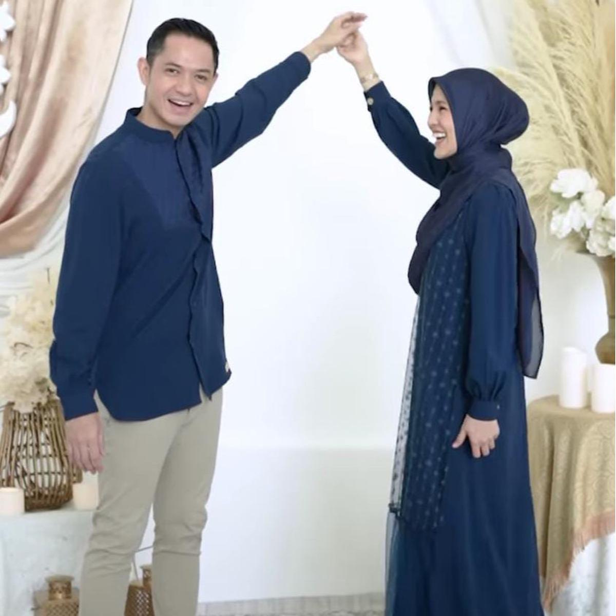 Rekomendasi Baju Muslim Couple ala Alyssa Soebandono dan Dude Harlino