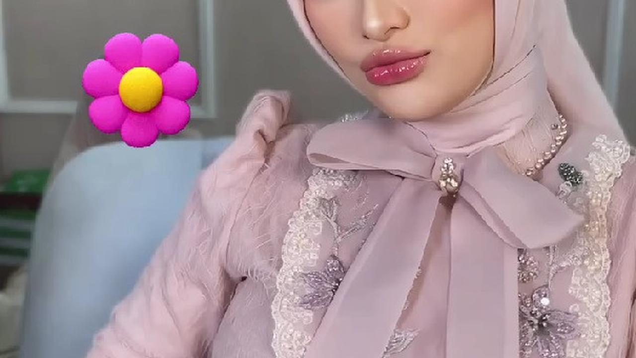 Potret Cantik Zaskia Gotik di Acara Tasyakuran 7 Bulanan Kehamilannya