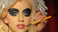 Ayo menyimak cara membuat patung lilin Lady Gaga di museum Madam Tussauds di London. 