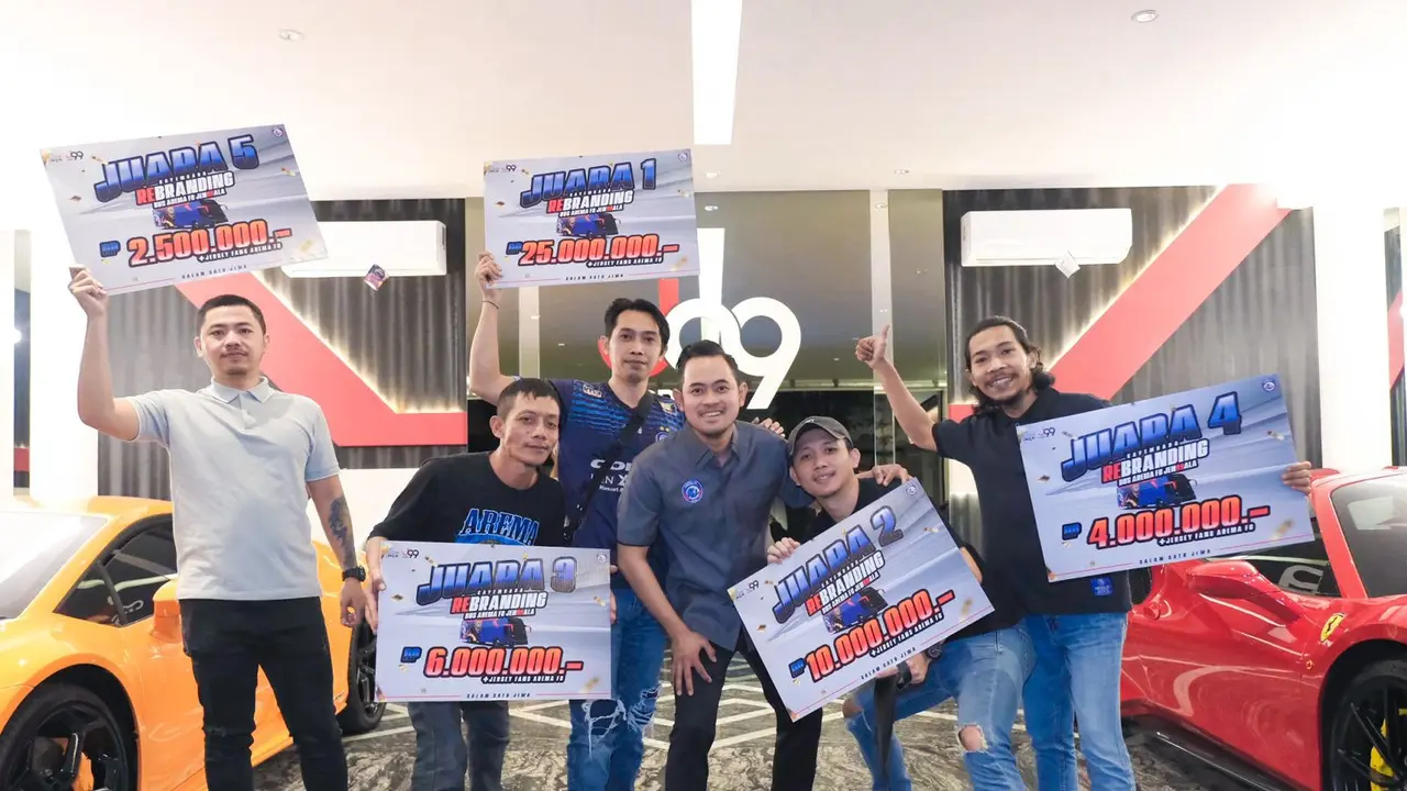 Bos Arema FC, Gilang Widya Pramana dan pemenang sayembara rebranding bus.