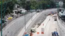 Kondisi pembangunan Underpass Mampang di Jakarta, Senin (12/3). Menurut Dinas Bina Marga DKI Jakarta, proyek dengan anggaran Rp 33 miliar tersebut ditargetkan rampung pada April 2018 mendatang.  (Liputan6.com/Immanuel Antonius)