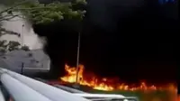Kebakaran melanda area Depo Pelumas Pertamina di Koja, Jakarta. (Liputan 6 SCTV)
