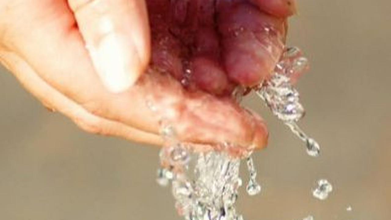 <b>Keutamaan Air Zamzam</b>