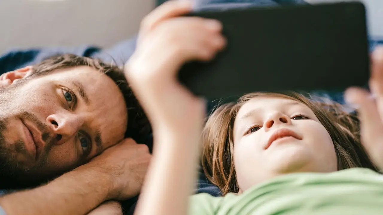 Pantau anak bermain gadget menggunakan aplikasi