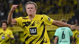 1. Erling Braut Haaland (6 gol) - Erling Haaland terus menunjukan ketajamannya bersama Borussia Dortmund di kompetisi Liga Champions musim ini. Penyerang berusia 20 tahun ini telah mengoleksi enam gol dan dipastikan akan terus bertambah. (AFP/Ina Fassbender)