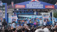 Edhie Baskoro Yudhoyono (Ibas) Calon legislatif (caleg) DPR RI nomor urut 1 Partai Demokrat, menggelar kampanye terbuka di Stadion Pacitan, Jawa Timur, Jumat (9/2) (Istimewa)