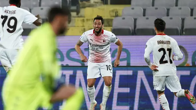 Hakan Calhanoglu - AC Milan - Liga Italia