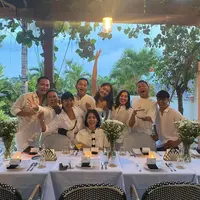 Lulu Tobing baru saja merayakan ulang tahun yang ke-45. Dia merayakan hari lahirnya itu bersama kerabat terdekat. [foto:instagram/lutob]