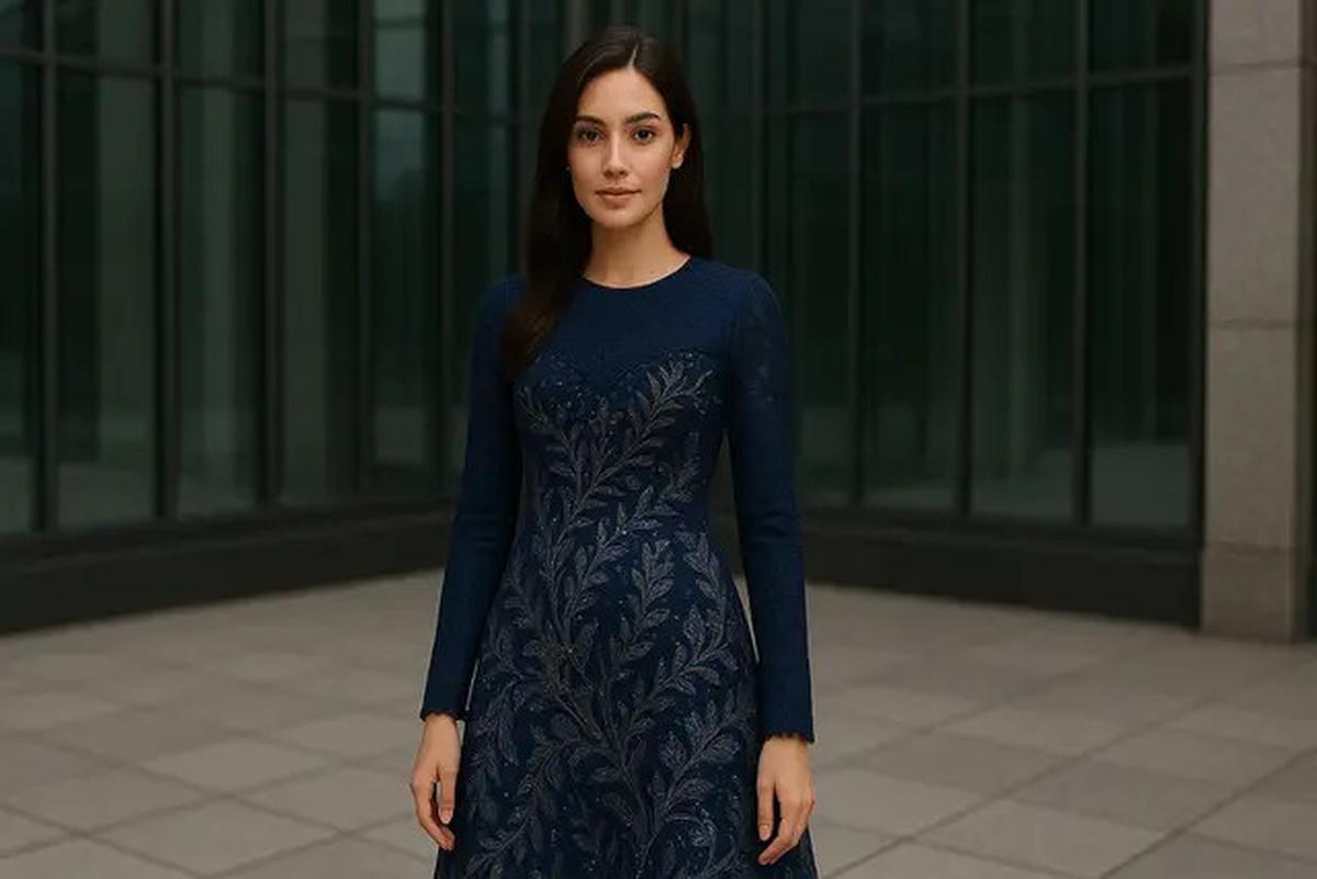 20 Model Dress Batik Kombinasi Brokat Lengan Panjang, Anggun untuk Acara Resmi dan Kondangan