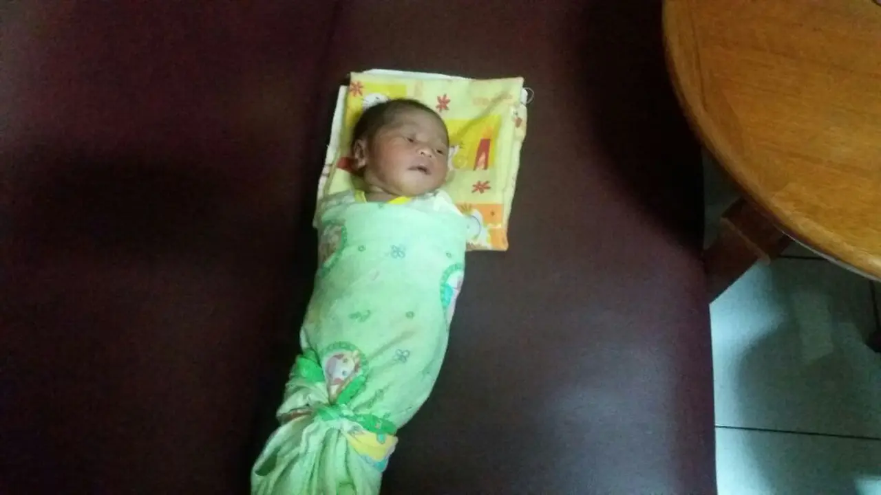 Bayi terlantar