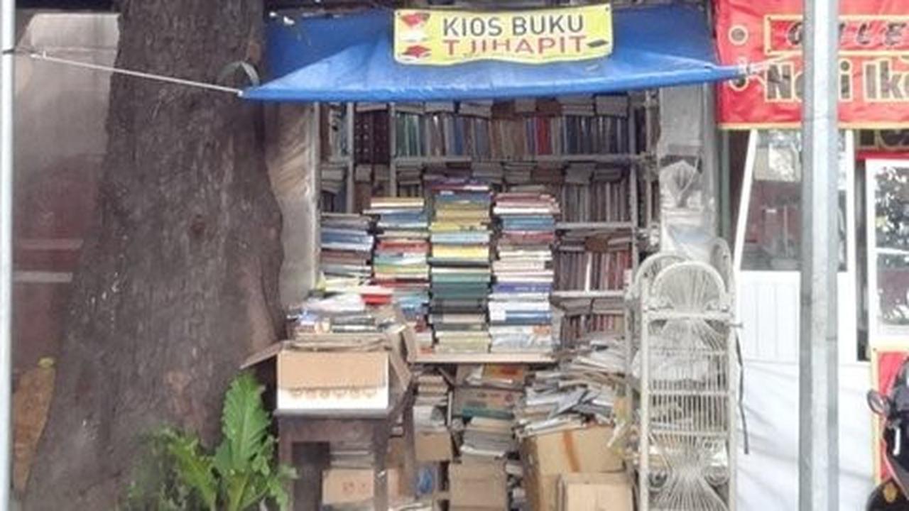 Ini pusat-pusat penjualan buku bekas di Kota Bandung