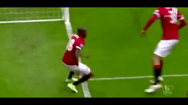 Manchester United memenangi derby Manchester usai mengalahkan sang rival Manchester City 4-2 di Old Trafford, Minggu (12/4/2015).