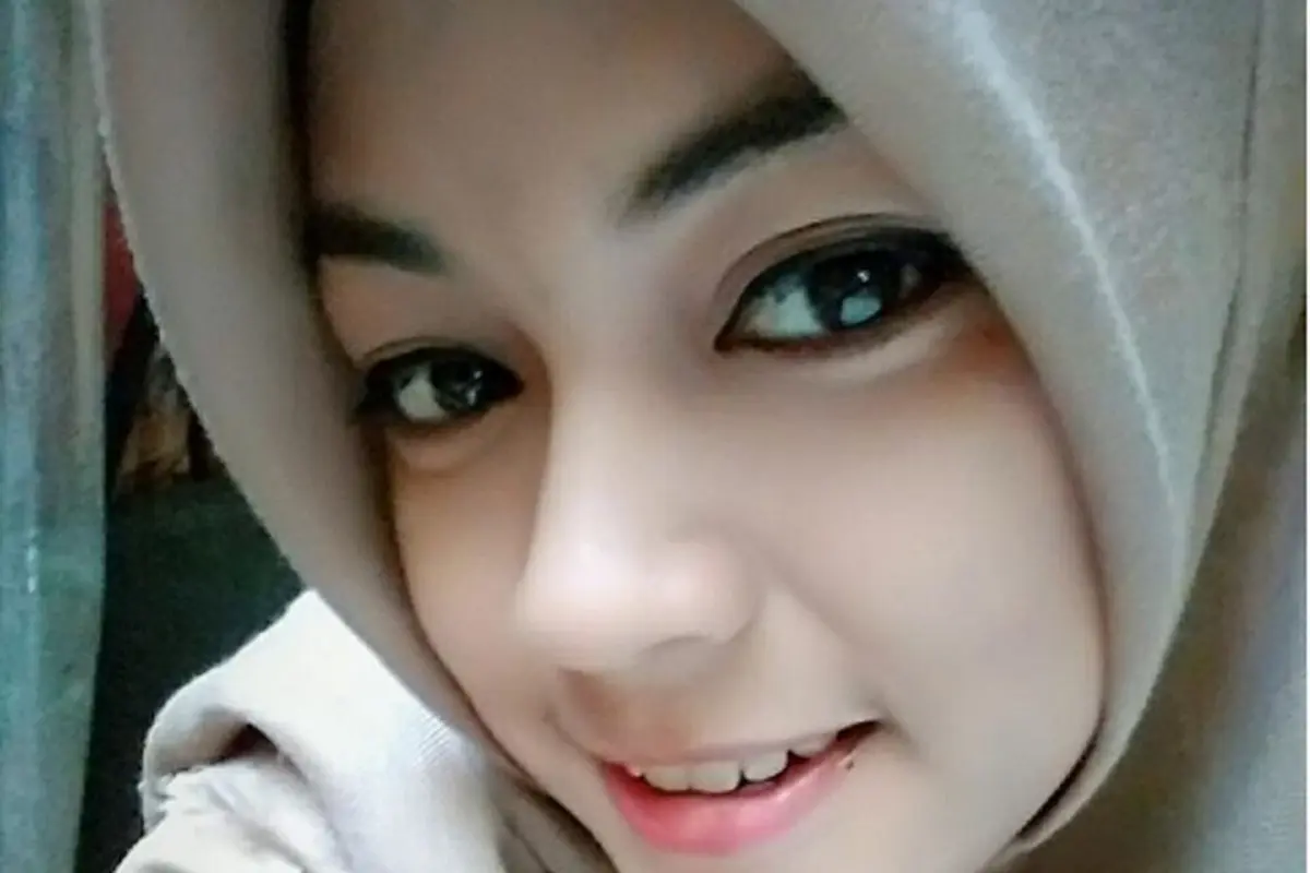 Intip 8 Foto Rizma, Guru SD Cantik Asal Tegal yang Jadi Idola