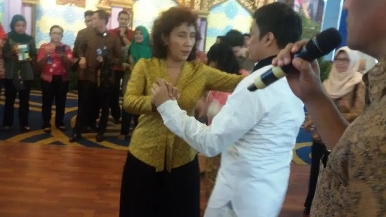 Menteri Kelautan dan Perikanan Susi Pudjiastuti