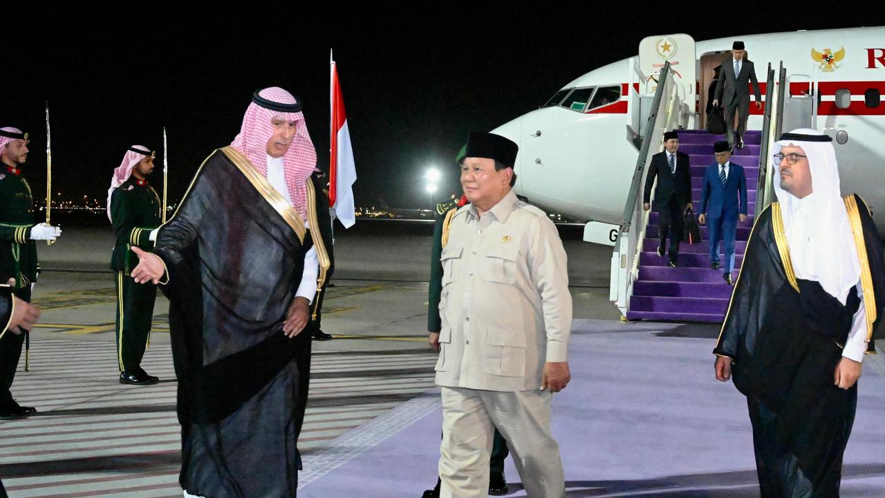 VIDEO: Prabowo Disambut Pasukan Pedang Tiba di Arab Saudi, Jenderal TNI Hormat Teriak "Komando"