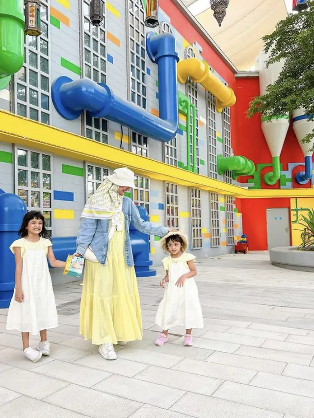 Gaya Stylish Shireen Sungkar Travelling ke Dubai