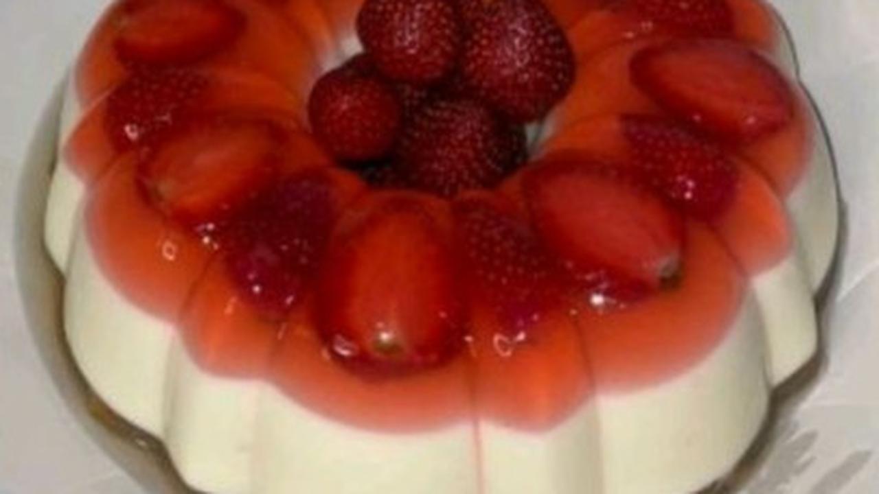 Puding Strawberry