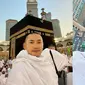 6 Potret Angga Wijaya Umrah Usai Cerai Dari Dewi Perssik, Unggah Foto Bareng Kekasih (Sumber: Instagram/anggawijaya88)