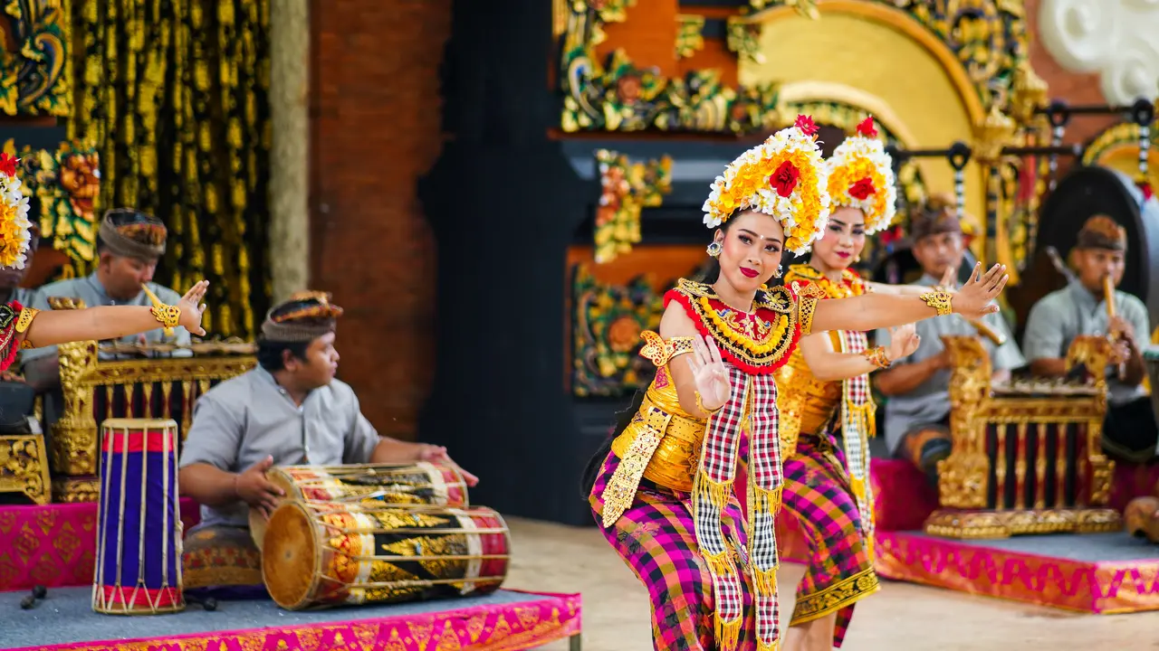 Bali/Photo by mtsjrdl on Unsplash