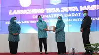 Ketua Umum Tim Penggerak (TP) PKK, Tri Tito Karnavian dalam acara launching Gerakan Tiga Juta Masker se-Provinsi Sumatera Barat (Sumbar) di Auditorium Rumah Dinas Gubernur Sumbar, Kota Padang, Selasa (25/8/2020). (Ist)