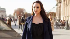Pemain sinetron Suci dalam Cinta ini sering tampil anggun dalam berbagai busana. Shandy Aulia pandai memadupadankan berbagai gaya. Apalagi ketika mengenakan outfit hitam, ia tampil menawan. (Liputan6.com/IG/@shandyaulia)