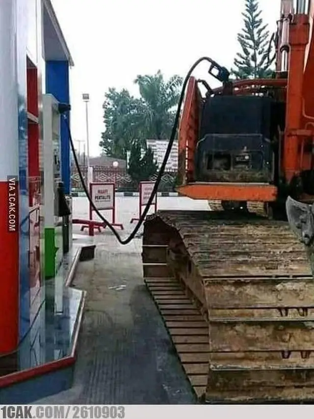 Kumpulan Potret Kelakuan Konsumen Mengisi Bensin yang Bikin Petugas SPBU Kesal